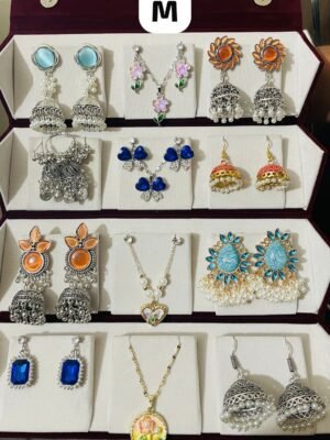 মেরুন ঝুমকা বক্স – ১২ সেট